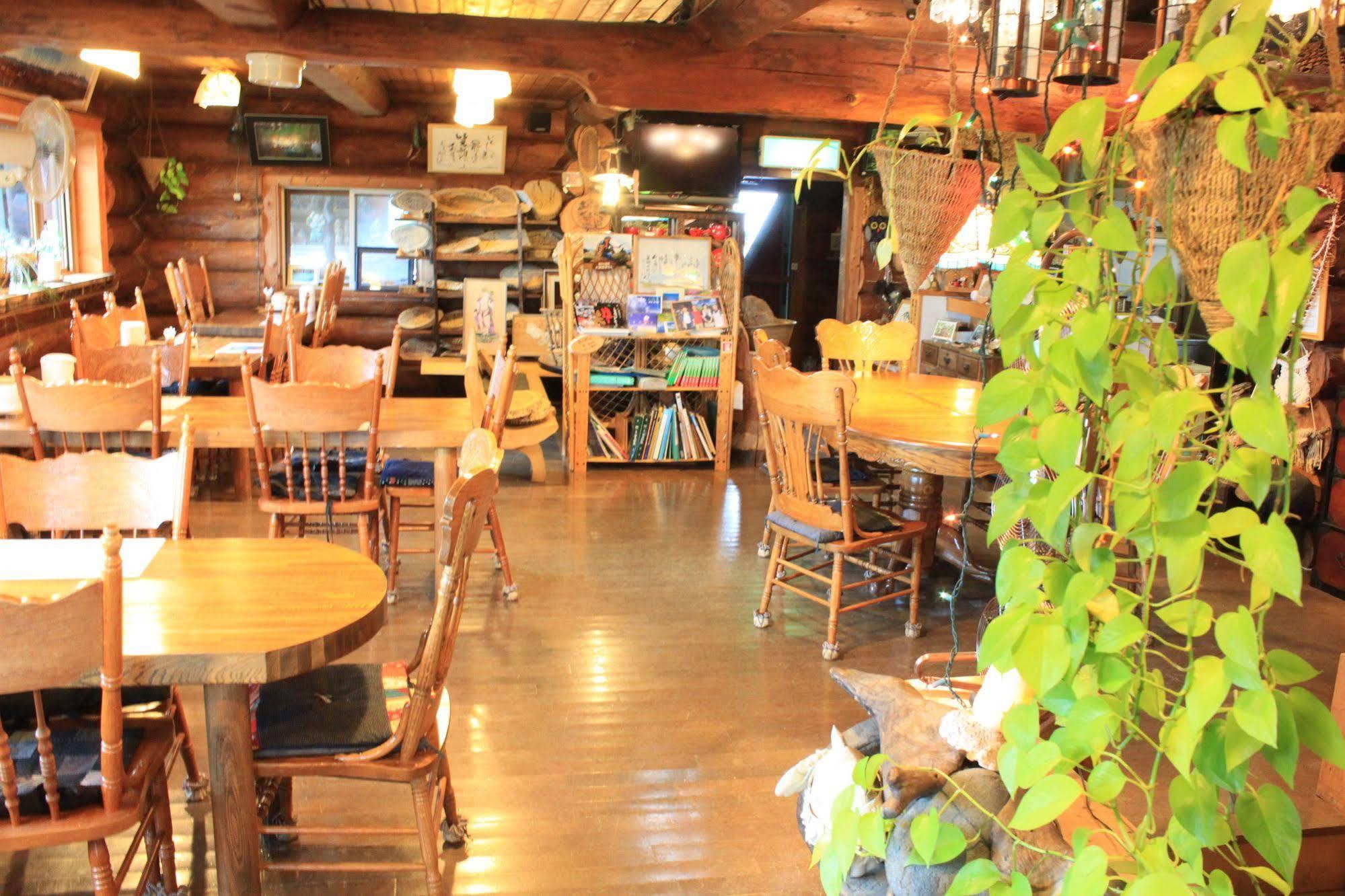 伍迪生活酒店 上富良野町 外观 照片