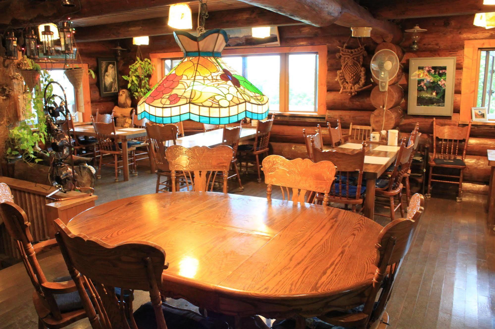 伍迪生活酒店 上富良野町 外观 照片